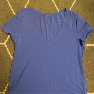 lululemon v-neck love tee
